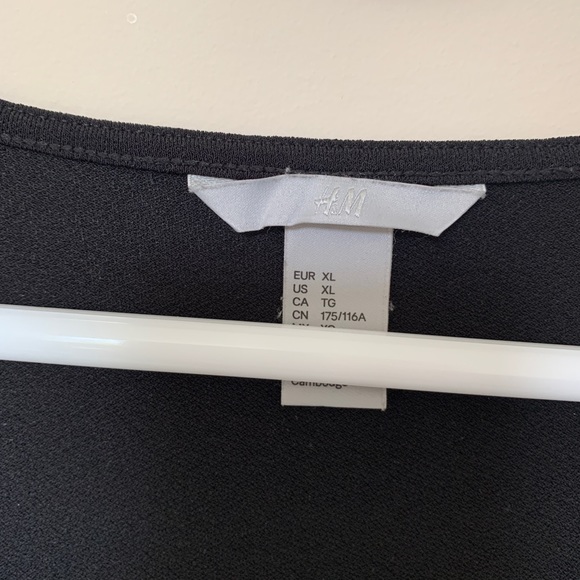 Black V Neck Midi Dress - Picture 2 of 5